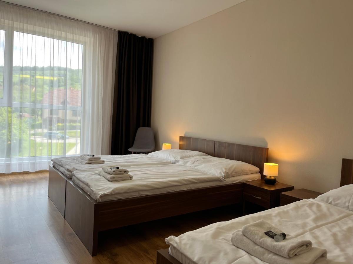 Hotel Arena Brumov Eksteriør billede