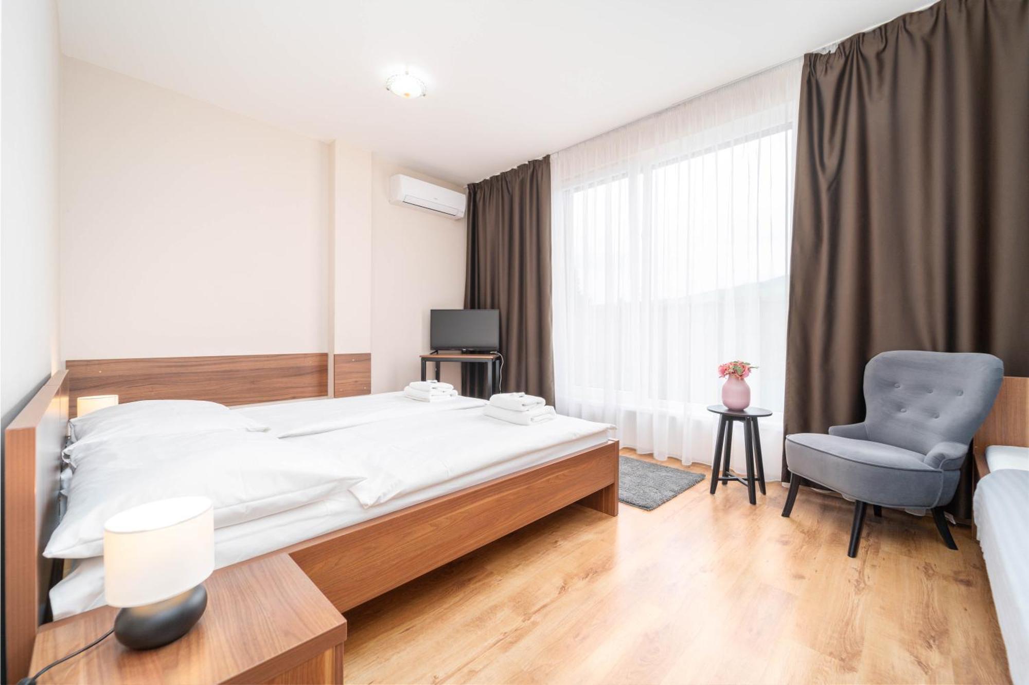 Hotel Arena Brumov Eksteriør billede