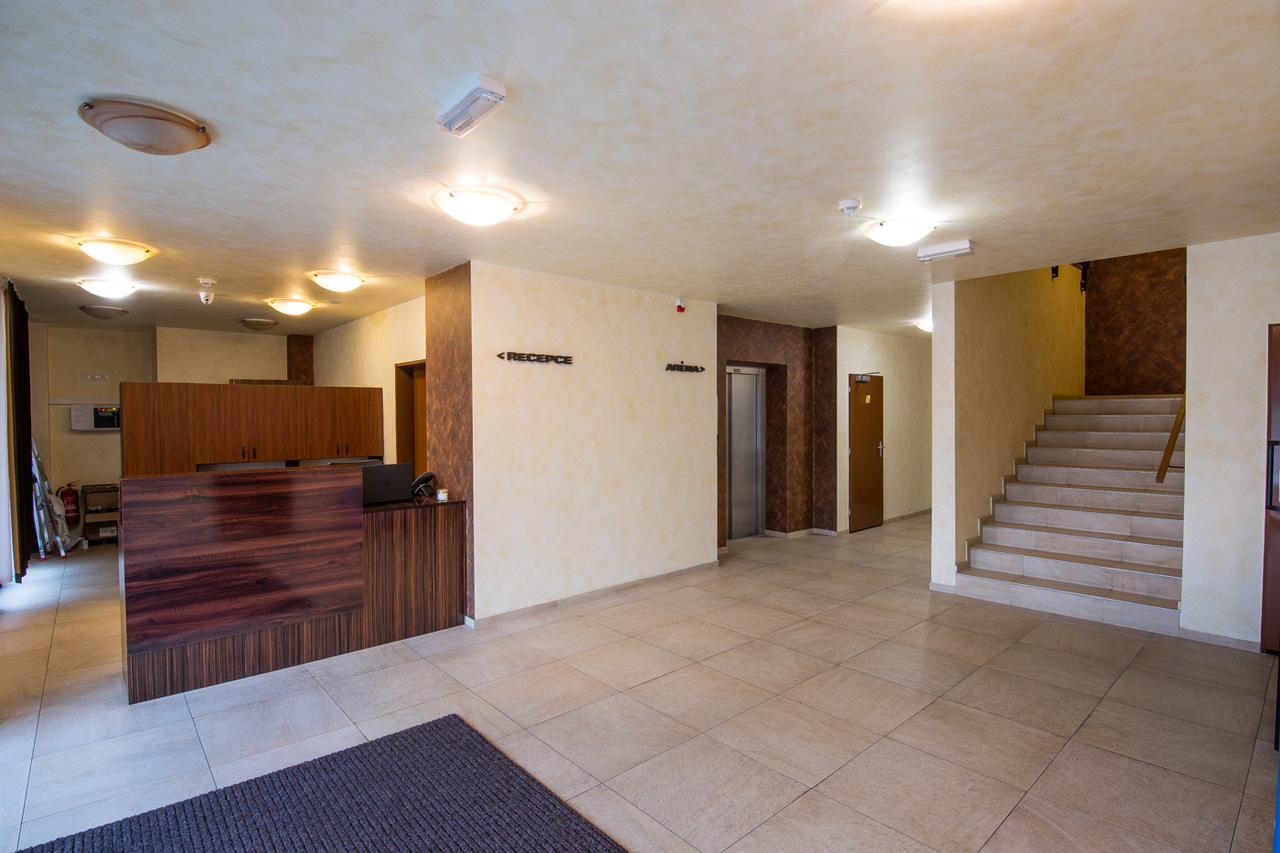 Hotel Arena Brumov Eksteriør billede