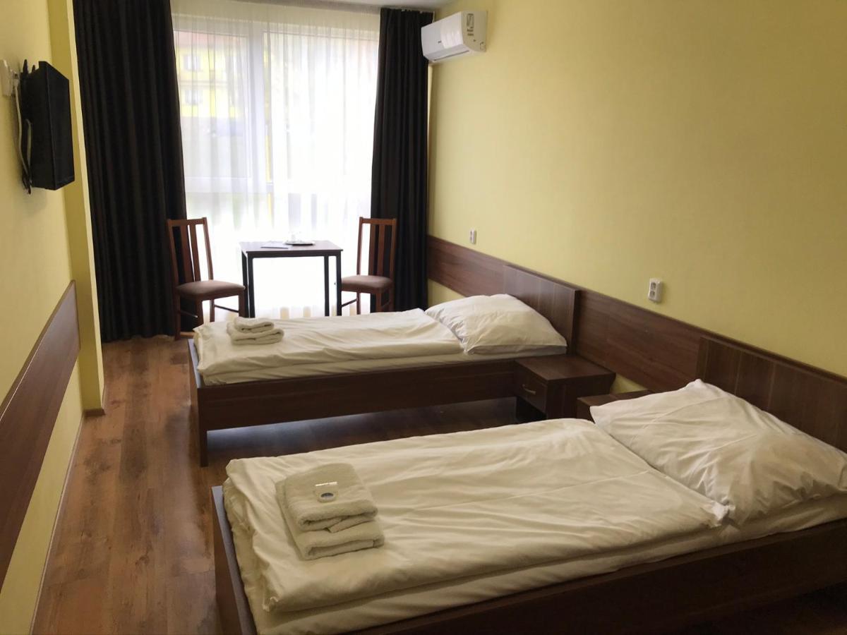 Hotel Arena Brumov Eksteriør billede